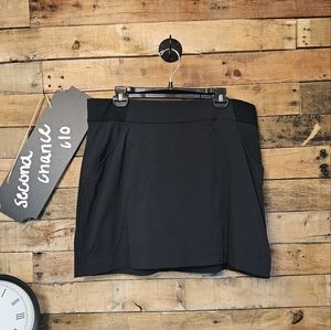 SALE-Columbia women's black Omni-Shield Advanced Repellency Skorts Size xl